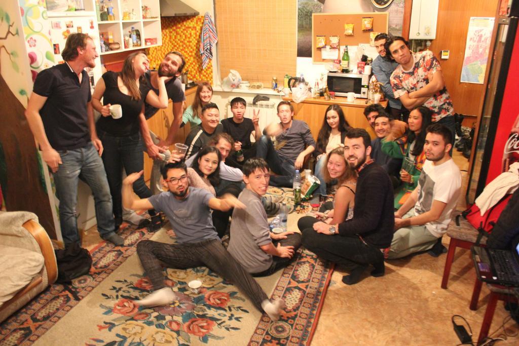 Almaty Hostel Dom Koktobe Esterno foto